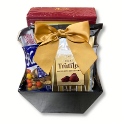 REACHDESK Sweet Gesture Gift Basket (USA Delivery)